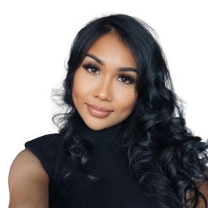 Female Business-owner Monica-Nguyen Meraki